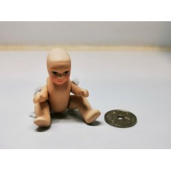 Baby dukke i porceln (ny)
