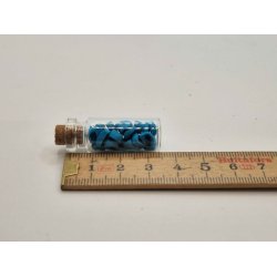  Krukke i glas med korkprop og indhold (brugt)