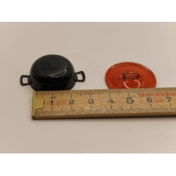 Gryde med lg i metal. Tekno  (vintage)