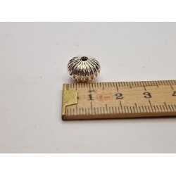 Perle eller lysestage i metal (ny)