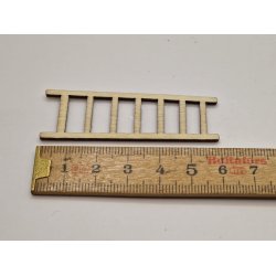 Lille stige i tr (ny)