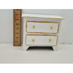 Kommode I kraftig karton (hndlavet)