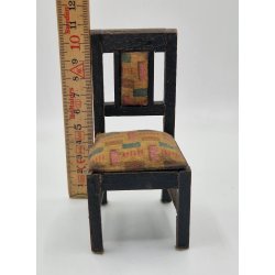 Spisebordsstol i tr fra 1928 (vintage)