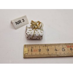 1 stk Gave (hndlavet)