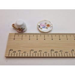 Kop/krus og tallerken i porceln (brugt)