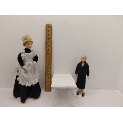 Spisebord i tr�. Lundby (brugt)