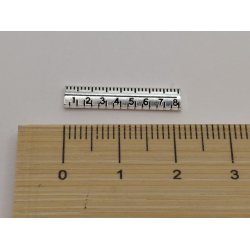 Lineal i  metal (ny)