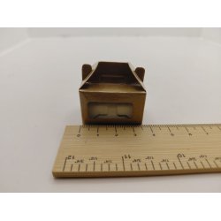 1 stk Foldet selv �ske med vinduer i kraftig karton (ny)