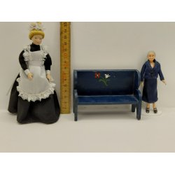 K�kken b�nk i tr� (antik/h�ndlavet)