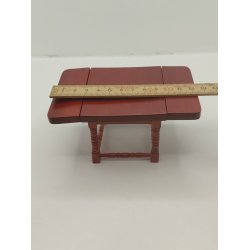 Spisebord med plader i tr� (brugt)