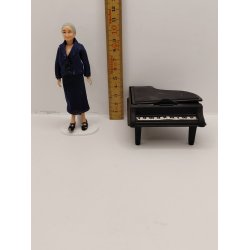 Flygel i malet plastik. Kleewere (brugt) 1:18