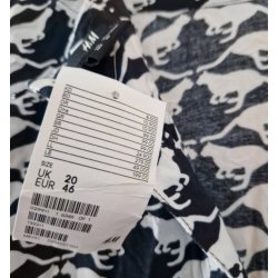 Kjole i sort og hvid med katte. (Ny) Str 46