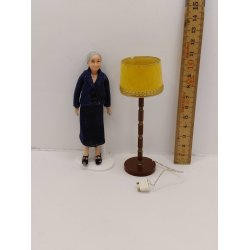 Gulv lampe. Lundby (brugt) 5V