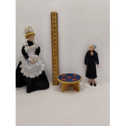 B�rnebord i tr�. Lisa (brugt)