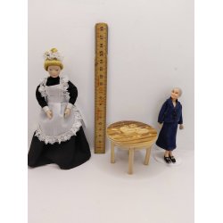 Bord i tr� (brugt) H 5,3 � 6,5 cm