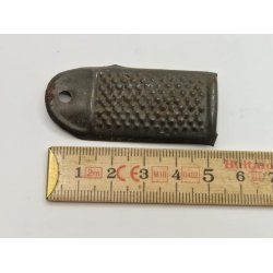 Rivejern/vaskebrt i metal (antik)