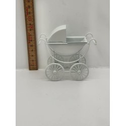 Barnevogn i metal (brugt)
