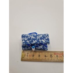 Toilet/pusle taske med indhold (hndlavet)