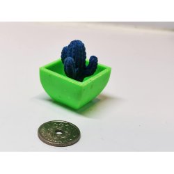 Kaktus i plastik (brugt)