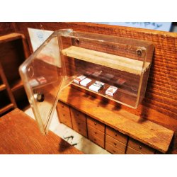 Kbmands butik scala 1:16/1:18 (antik)