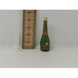 2 glas (rigtig glas)  og champagne flaske (brugt)