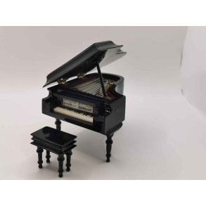 Piano Inkl Skammel (brugt/som nyt)