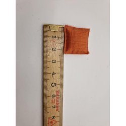 1 stk lille pude (brugt)