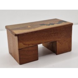 Skrivebord i tr (vintage)