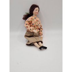 Dukke dame i delvis porceln. Scala 1:12 (brugt) 14,5 cm