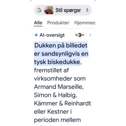 Dukke i porceln. Bisque miniature dukke (antik fra r 1900)