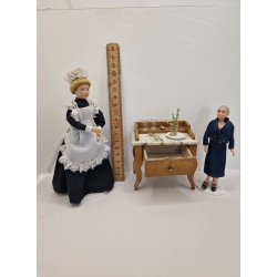 Anretter bord. Schneegas inkl div ting p bordet (antik)