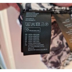 Kjole i sort og hvid med katte. (Ny) Str 46