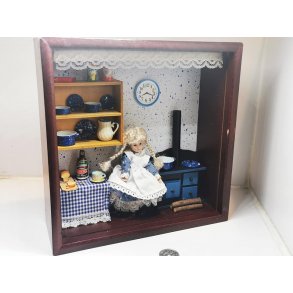 Kikkasse med kkken i mahogni kasse scala 1:12