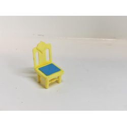 Stol i plastik (brugt)