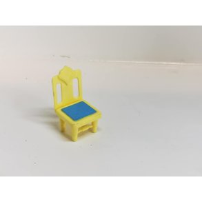 Stol i plastik (brugt)