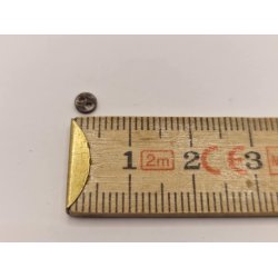Knap gul, bl, brun  0,4 cm (ny)