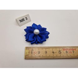 Rosette med perle (ny)  4 cm