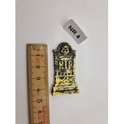 1 stk  Halloween gravsten i resin 5 x 2,5 cm (ny)