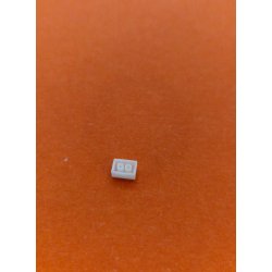 1 stk hvid mikro "lege" klods i resin (hndlavet)