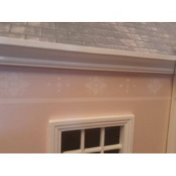 Flot hus med mange fine detaljer. Skala 1:12 (Brugt/med en lille fejl) SENDES IKKE