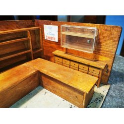 Kbmands butik scala 1:16/1:18 (antik)