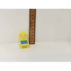 Stol i plastik (brugt)