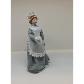 Stuepige i gr kjole inkl stativ (ny)