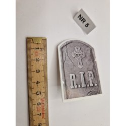 Gravsten i kraftig karton. Hjde ca 6 cm (ny)