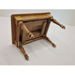 Spisebord med udtrk og 2 plader. Schneegas (antik ca r 1910)