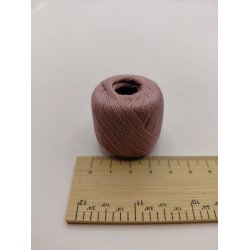 1 rulle garn. 100% merceriseret. (nyt) 20 meter, 5 gram (ikke miniature)