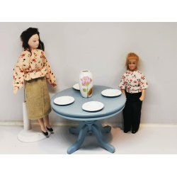 Hvid fad/tallerken med mnster (brugt) 2,5