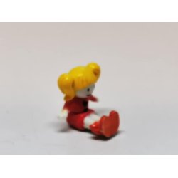 Lille dukke med rd kjole (brugt)