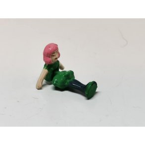 Lille dukke i grn kjole (brugt)