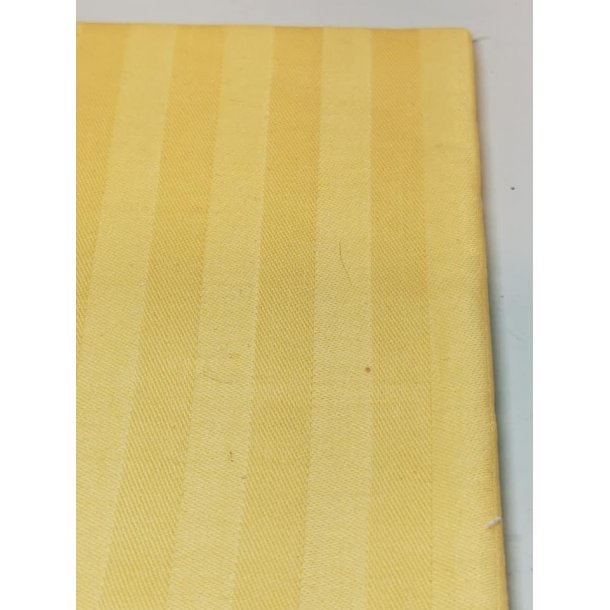 Lysegult stof 36 x 46 cm